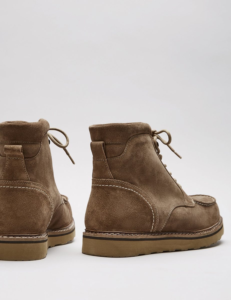 find. Amazon Brand Men’s Boots Desert Wedge Heel Leather Beige (Dark Taupe) US 13
