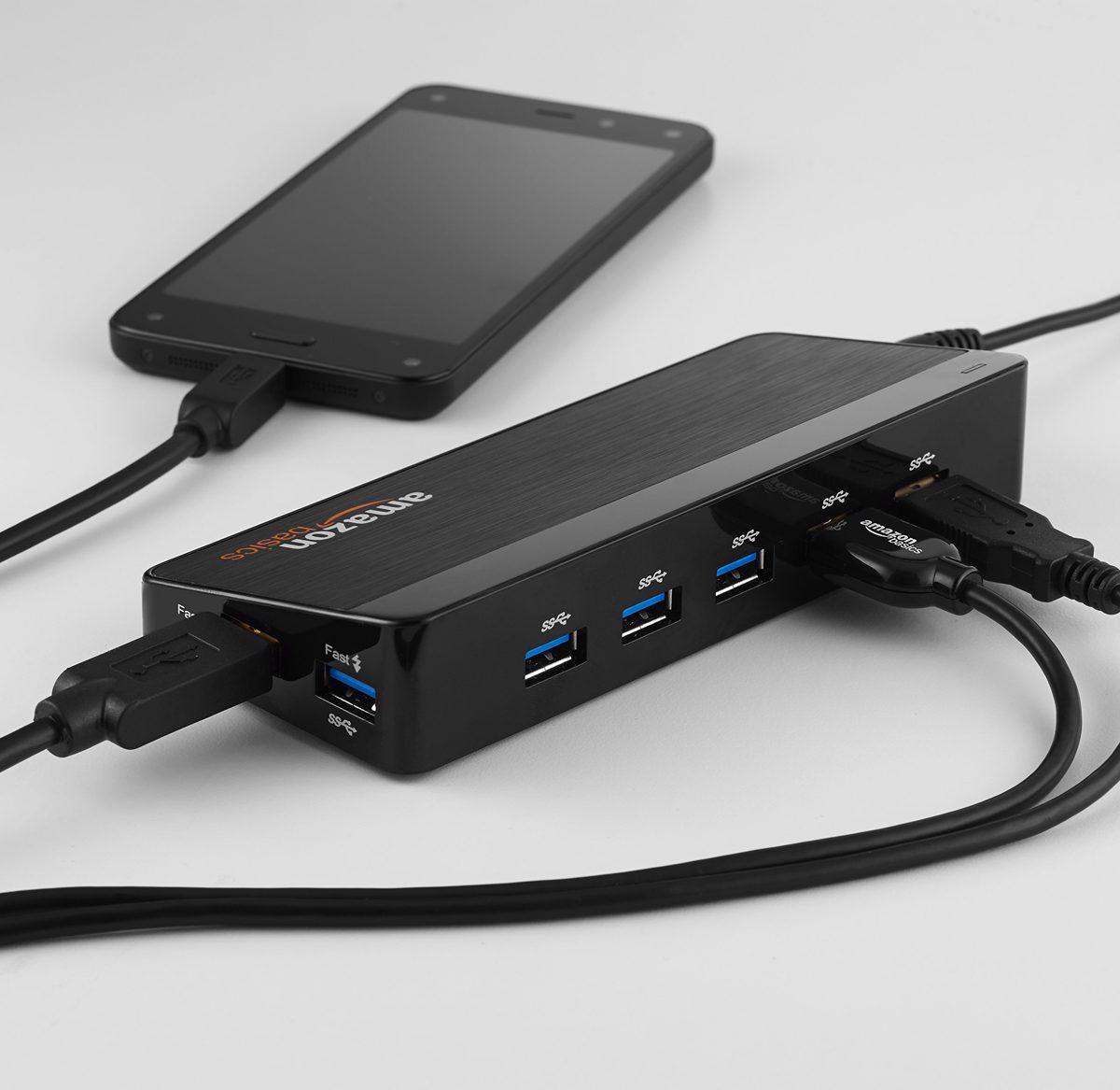 AmazonBasics 7 Port USB 3.0 Hub with 12V/3A Power Adapter