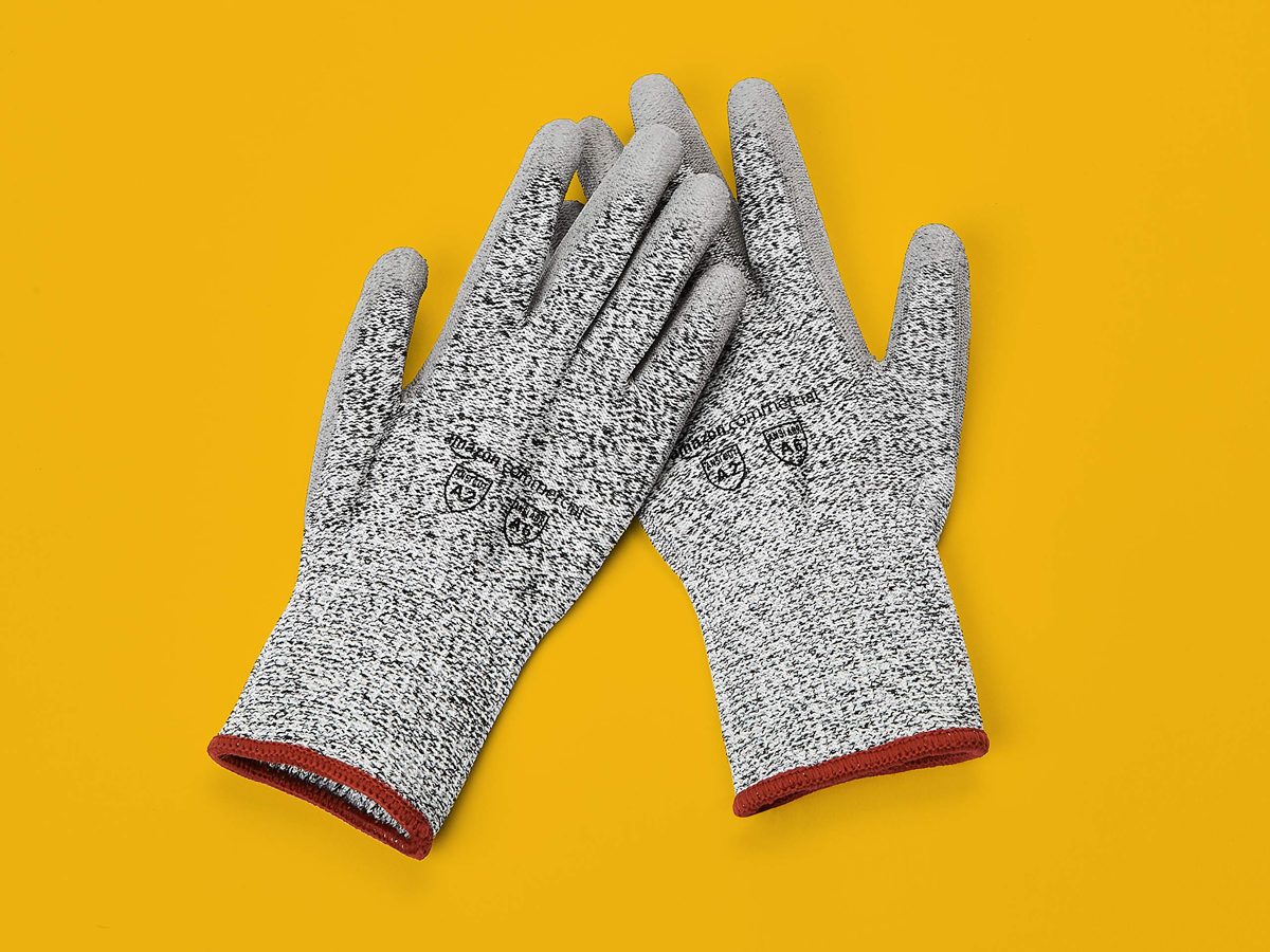 AmazonCommercial 13G HPPE & PU Coated Gloves (Salt & Pepper/Grey), Size S, 12 Pairs
